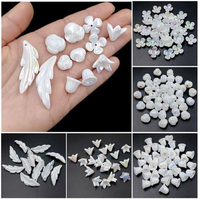 20pcs Dazzle Color White AB Flower Creative Handmade Acrylic Beads Flower Leaves Shape DIY Jewelry Material Earrings Making Bracelet Accessories