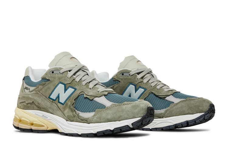 New Balance 2002R Protection Pack Mirage Grey