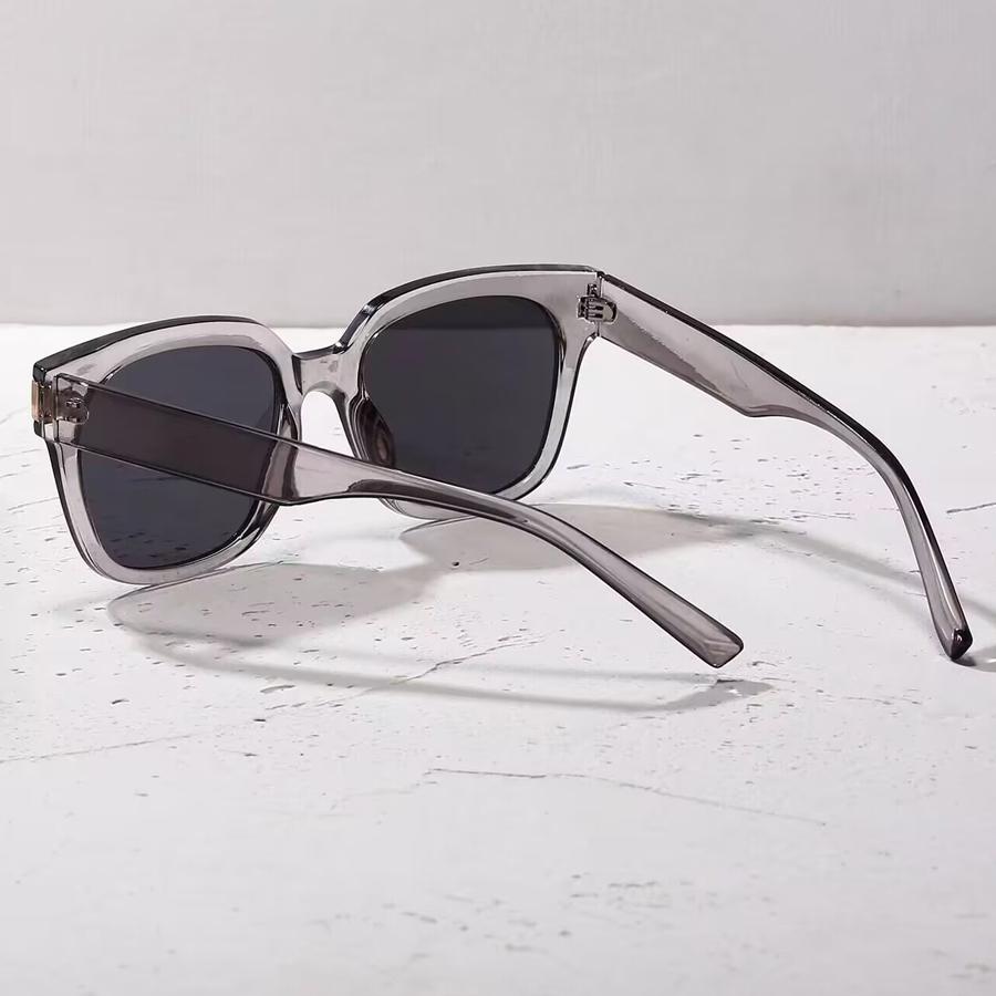 Big Square Frame Sunglasses UV400 Summer Fashion Vintage Ladies Sun Glasses Outdoor Travel Beach Sun Shade Eyewear