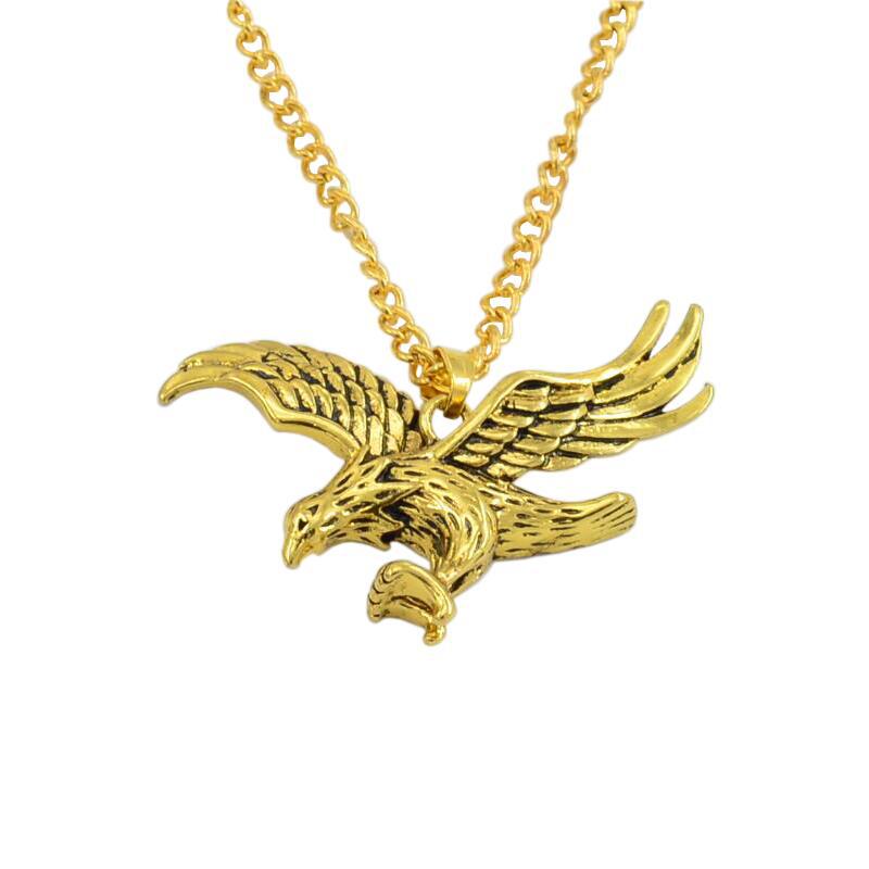 Collana con ali d'aquila retrò in acciaio inossidabile da uomo, ciondolo animale aquila dominante industria pesante, gioielli alla moda, regalo