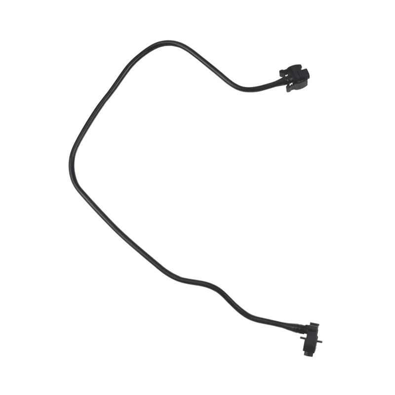 Langlebig-Autokühler-Überlaufbehälter-Schlauch 8V218B081BD 8V21-8B081BD Für Ford Fiesta VI Kastenwagen / VI B-Max