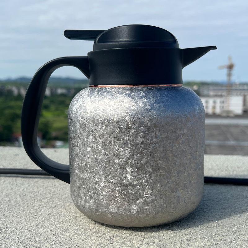 

Le Hu Jian Pure Titanium Vacuum Insulated Cup with Magnetic Lid and Laser Engraving - Anti-Drop Stewing and Soaking Cup, New Model. 1100ml