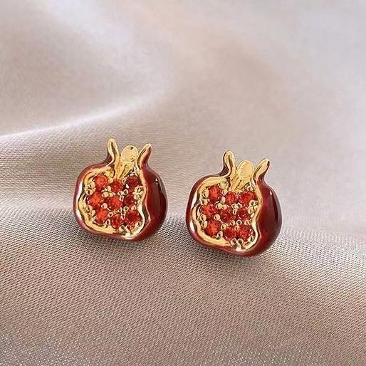 French retro Hong Kong style red geometric resin earrings stud earrings personality temperament earrings women