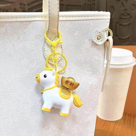 Portable Keychain Rotating Horse Design Key Ring Compact Size Horse Charm Miniature Decompression Toy