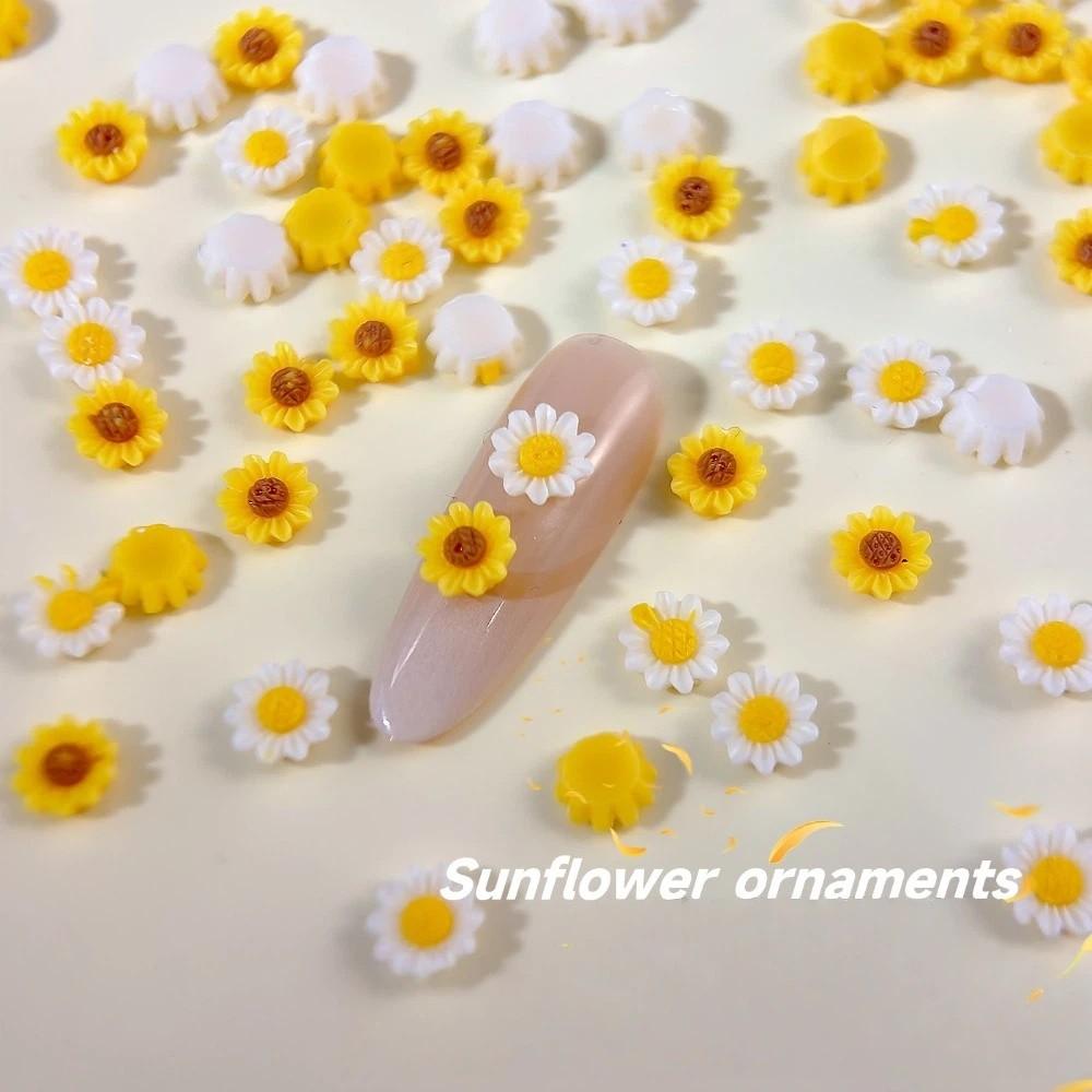 100pcs 3D Sunflower Nail Rhinestones Realistic 6*6mm Daisy Rhinestones Simple DIY Decor Nail Decoration Rhinestones For Nail Art