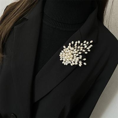 Japanese Trend Pearl Flowers, Brooches, Brooches, Pins, Silk Scarves, Shawl Buckles, Women'S Direct Supply