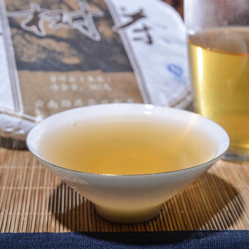 Premium Yunnan Menghu Old Tree Tea Puerh Raw Tea Cake 357g Puerh Raw Tea Cake