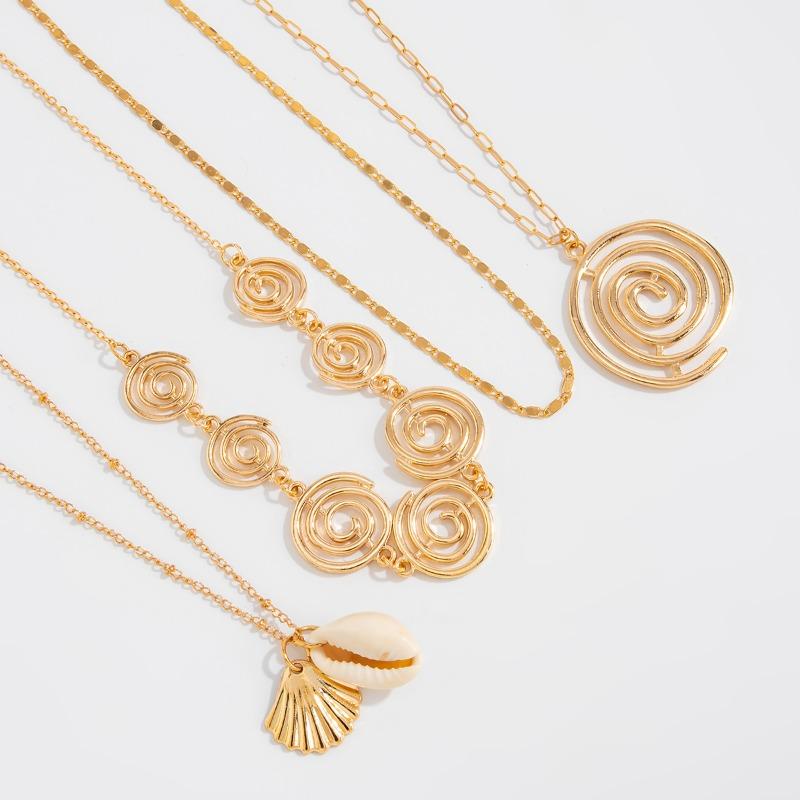 Fashion Vacation Layered Shell Conch Pendant Metal Chain Necklace For Women