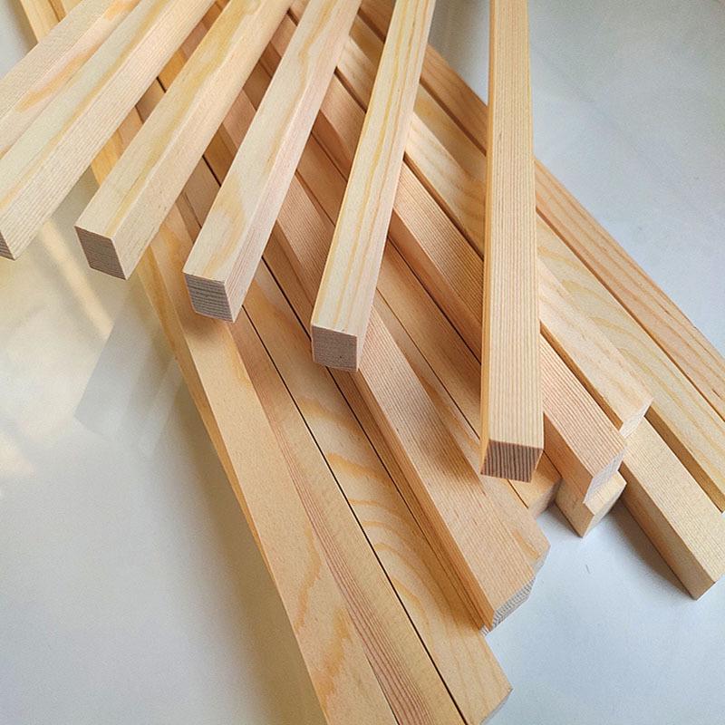 Ručně vyráběné proužky a kostky z čínské borovice pro DIY modely