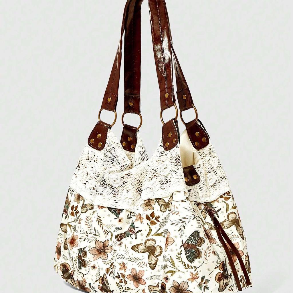 Patchwork Bag with Vintage Lace Trim for Casual Day-to-day Use, Featuring A Single Shoulder Strap. Casually