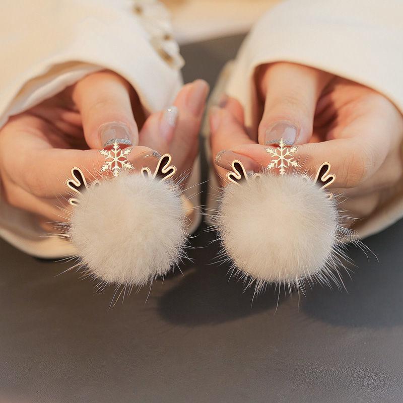 

Серьги-пусеты из серебра 925 пробы с плюшевыми помпонами в виде оленей - Зимние сказочные пусеты для женщин и девочек