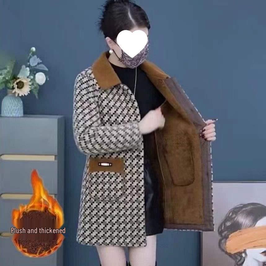 Autumn & Winter Fashionable Mid-Length Plaid Coat for Middle-Aged and Elderly Women