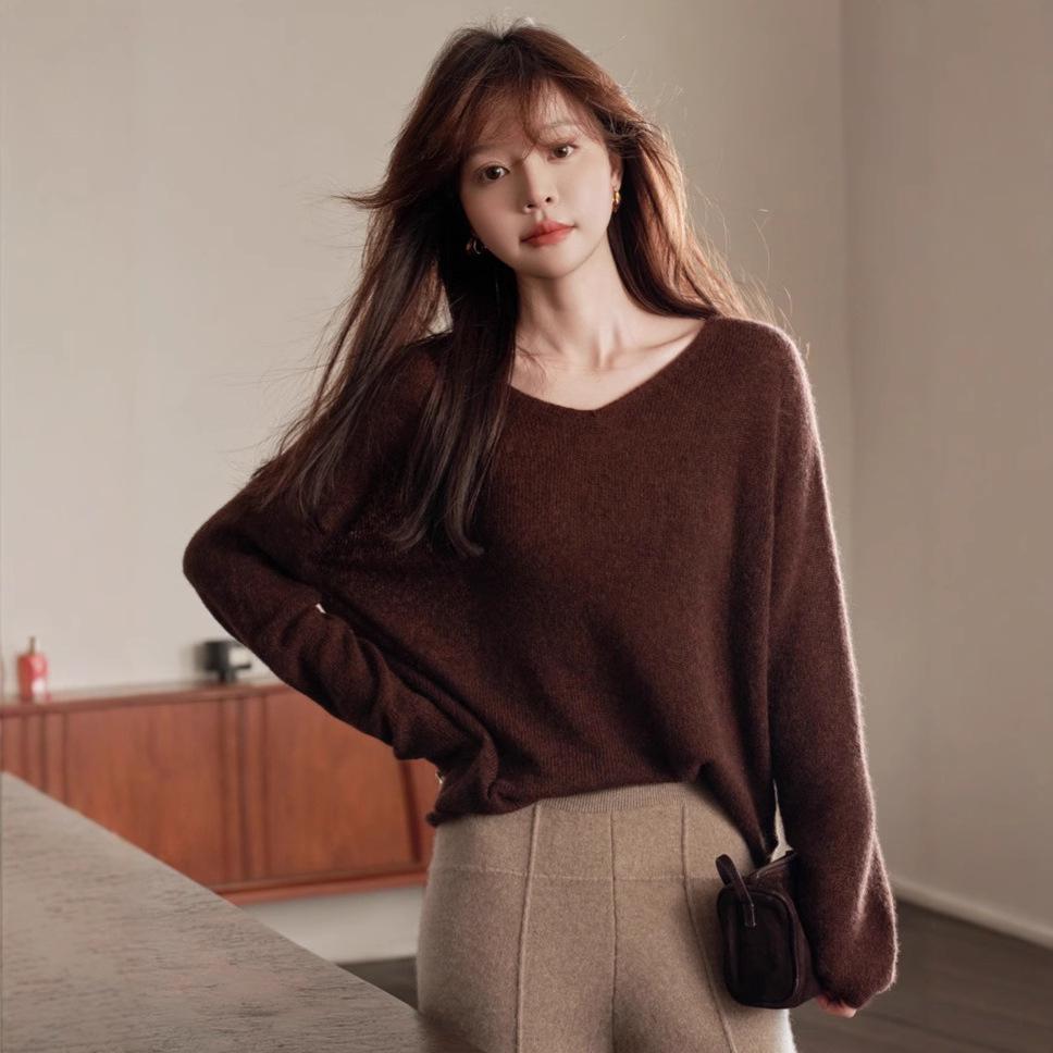 

2024 Осень/Зима Повседневная базовая рубашка с V-образным вырезом из чистого кашемира One Size