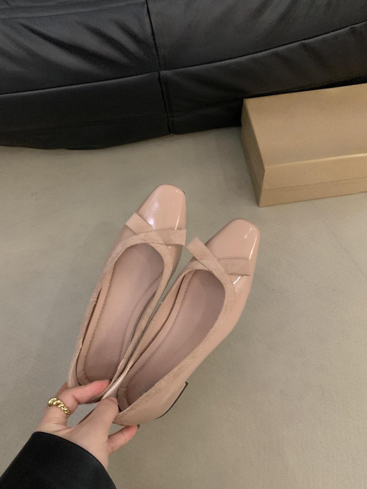 

Красные вечерние туфли на толстом каблуке, женские туфли, новинка весны и осени 2024 года, с юбкой и бантом, туфли для пригородных поездок 40