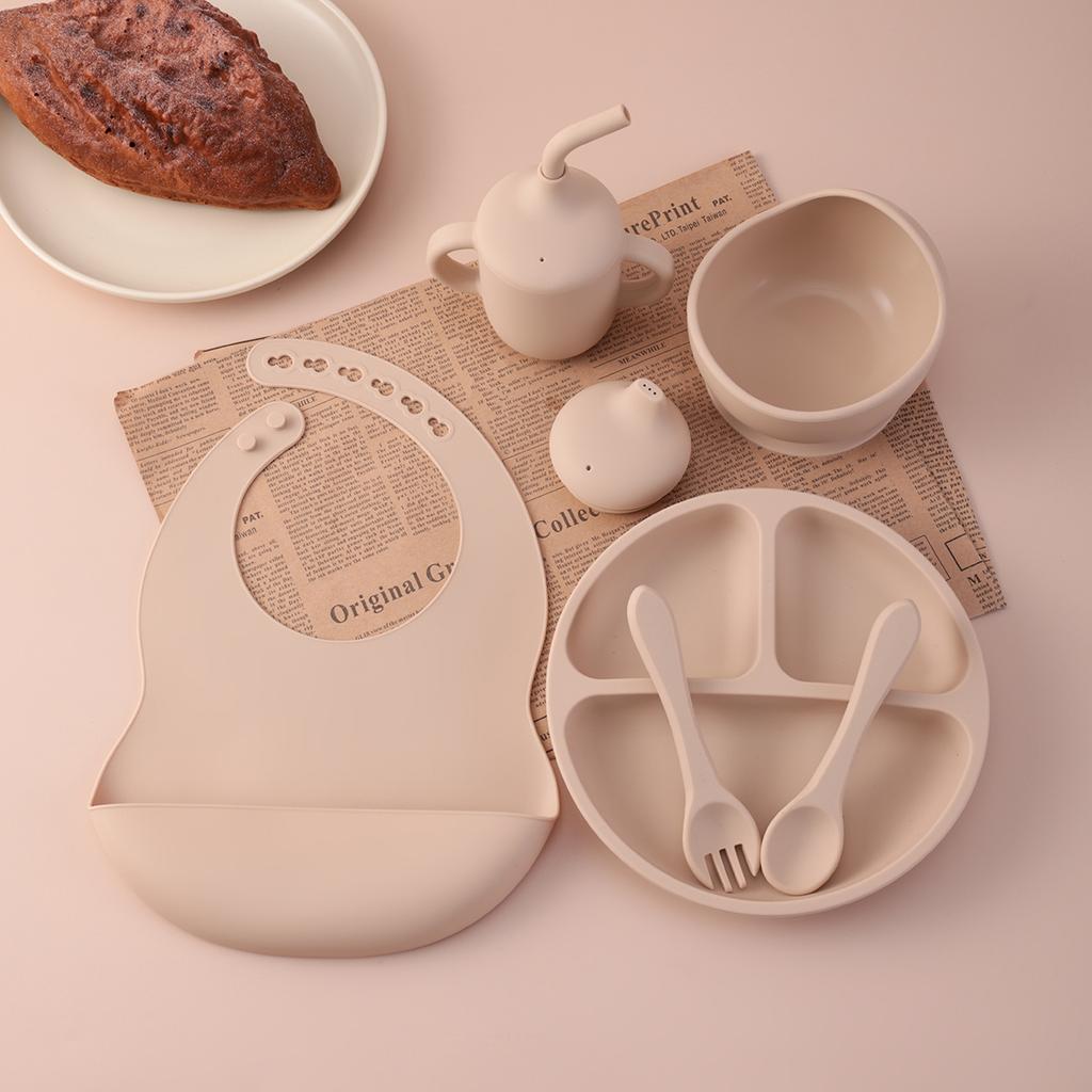 Color Kids 6PCS Silicone Feeding Set Divided Plates Sippy Cup Training Eating Cutlery Strong Suction Bowl BPA Free Tableware set