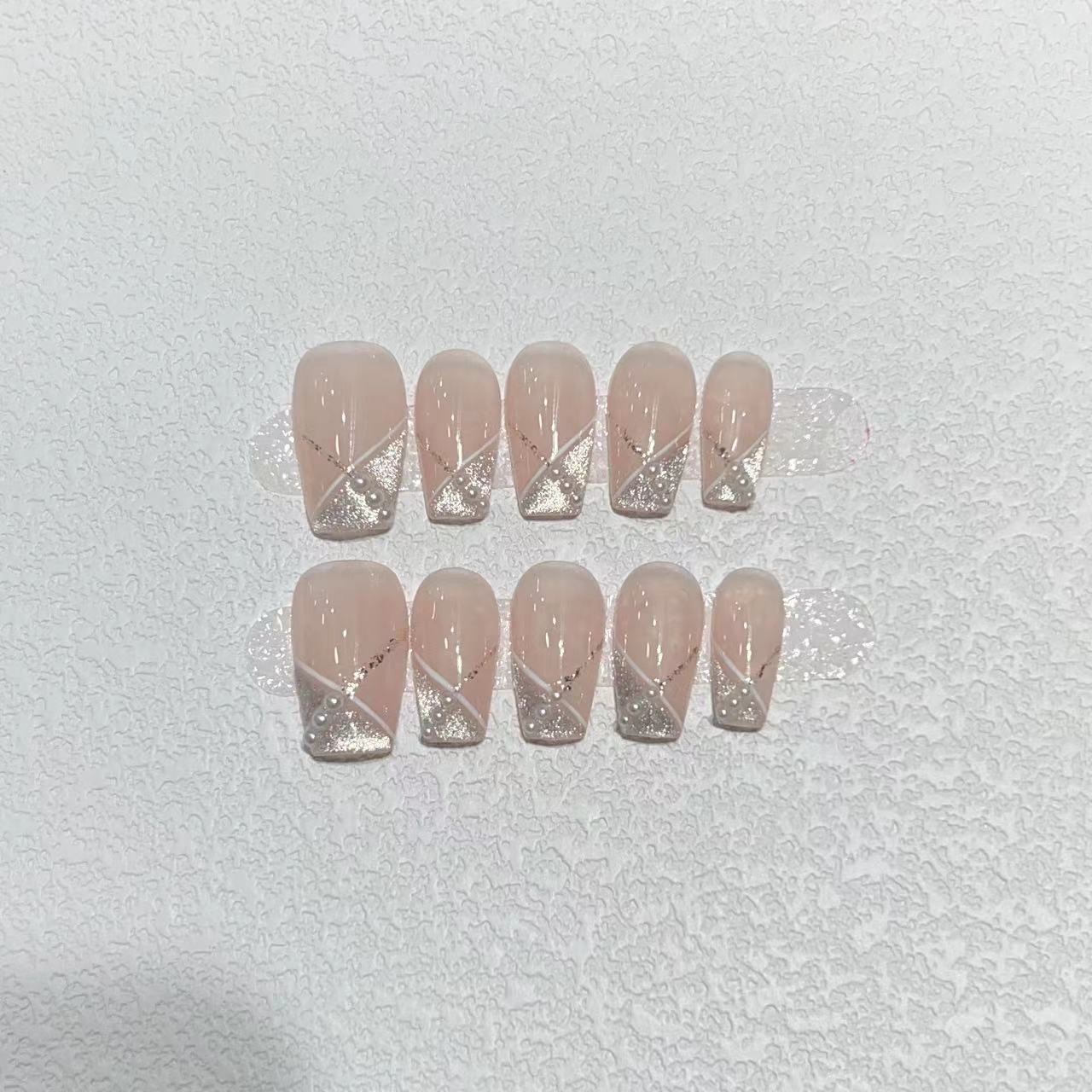 

Чисто ручная работа Элемент доспехов Ручная работа Высококлассный Чистое желание Кошачий глаз Французский Новый ню Жемчуг Протягивание нити Градиент Extra Small XS