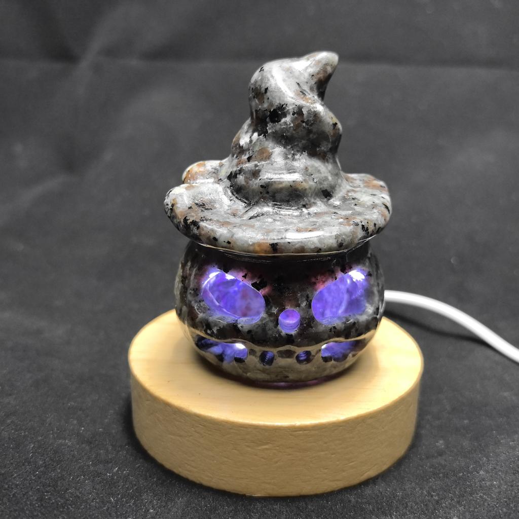 Alle Arten von Kürbisschnitz-Steinkunst und Handwerksskulpturen für Halloween-Hausdekoration, Festivals und den täglichen Gebrauch