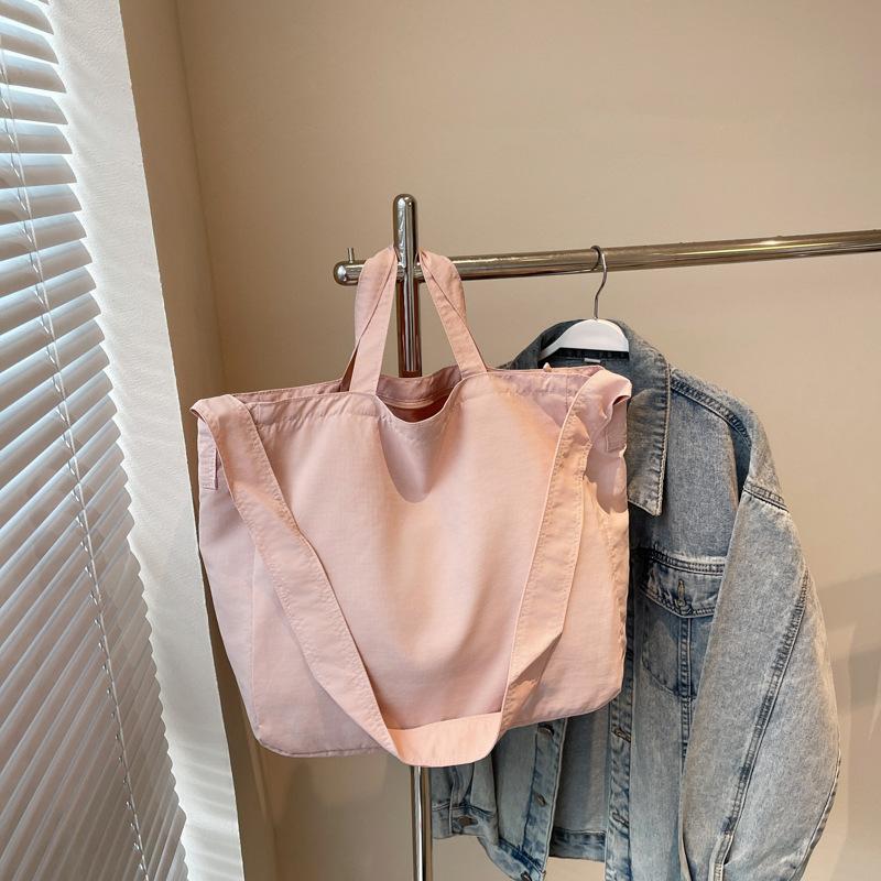 Large-capacity Casual Tote Bag Women's New Versatile and Lightweight Shoulder Messenger Bag Class Commuter Bag