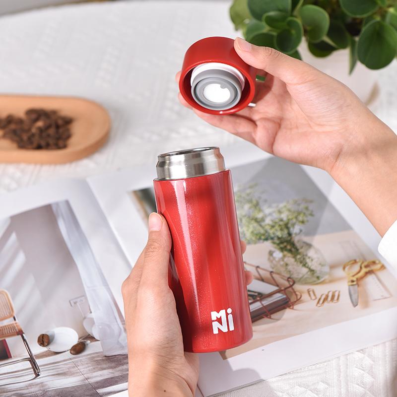 Mini Bottiglia Termos da 230ml Tazza Termos Caffè Fiaschi Sottovuoto Piccola Capacità Portatile Acciaio Inossidabile Viaggio Bevanda Bottiglia d'Acqua Termos