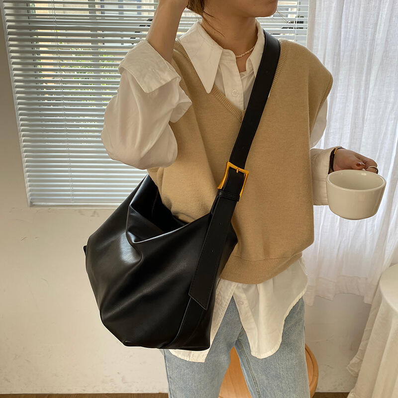 Women's Bags Tote Bags Fashion Shoulder Bags Soft Leather Leisure Versatile High Capacity Korean Retro Solid Color Crossbody Bag