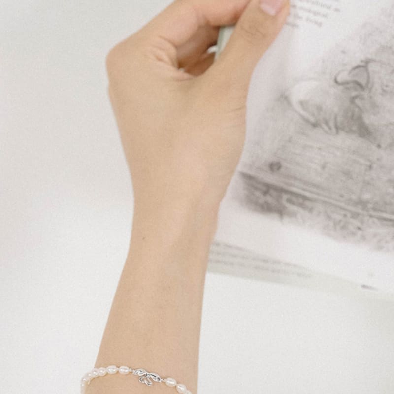 Baked Alaska [SILVER] Kissing Swan Pearl Bracelet