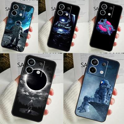Rymd-tema skal med astronaut för Xiaomi Redmi Note 13 12 10 8 9 11 Pro 12S 10S 11S Redmi 13C 10A 10C 9C 12C Skydd