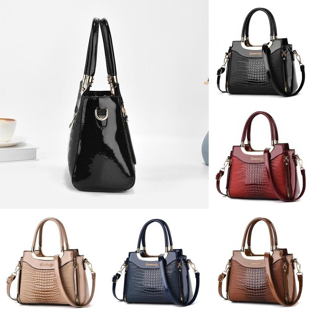 Trendy 2023 New Spring Summer Women's Fashionable Chic Atmosphere Simple Versatile Shoulder Crossbody Handbag