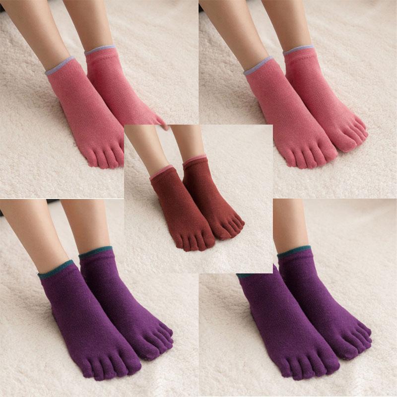 

5 пар нескользящих спортивных носков, женская танцевальная обувь с пятью пальцами, носки для занятий в помещении, дизайн с разделенными пальцами, удобная посадка для домашней носки 5 Pairs