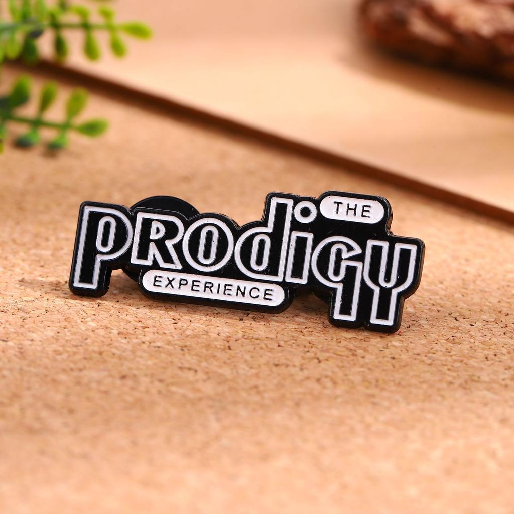 Creative Cartoon English Alphabet Series Alloy Brooch Fashion Versatile Metal Badge Clothes Accessories Clothing