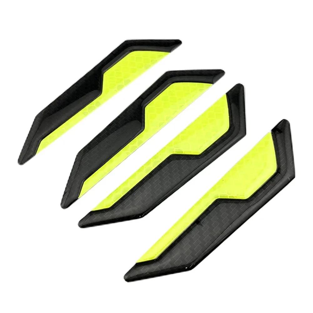 Car door anti-collision strip, reflective protective cover, cushioning decorative protective strip, car door anti-collision bar зелёный