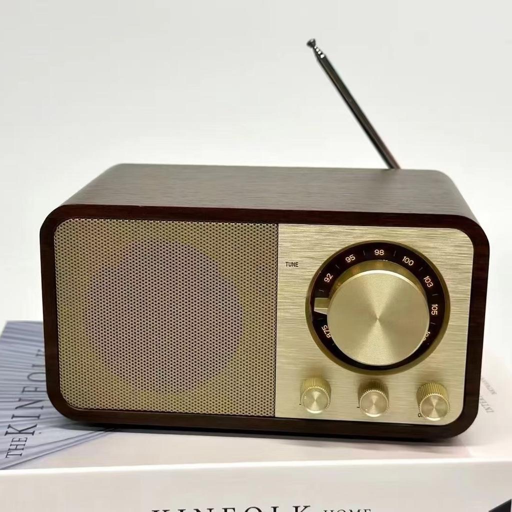 Wooden Retro Bluetooth Speaker Radio with Antenna Plug-in USB Speaker Hands-free Subwoofer