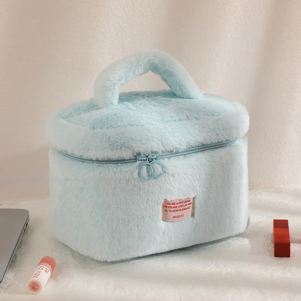 Borsa da Trucco e Articoli da Toeletta in Peluche Monocolore Stile Coreano - Grande Capacità e Portatile per Donne