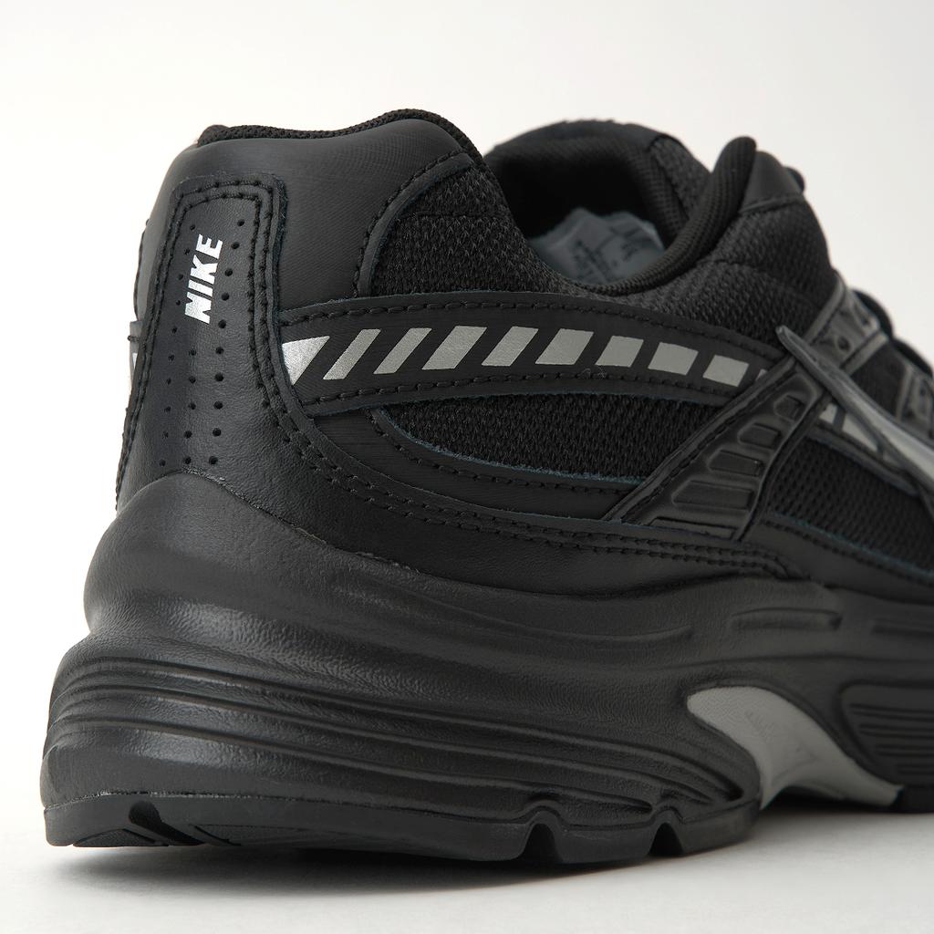 Nike Initiator Black Metallic Silver Men Sneakers IB4595-001