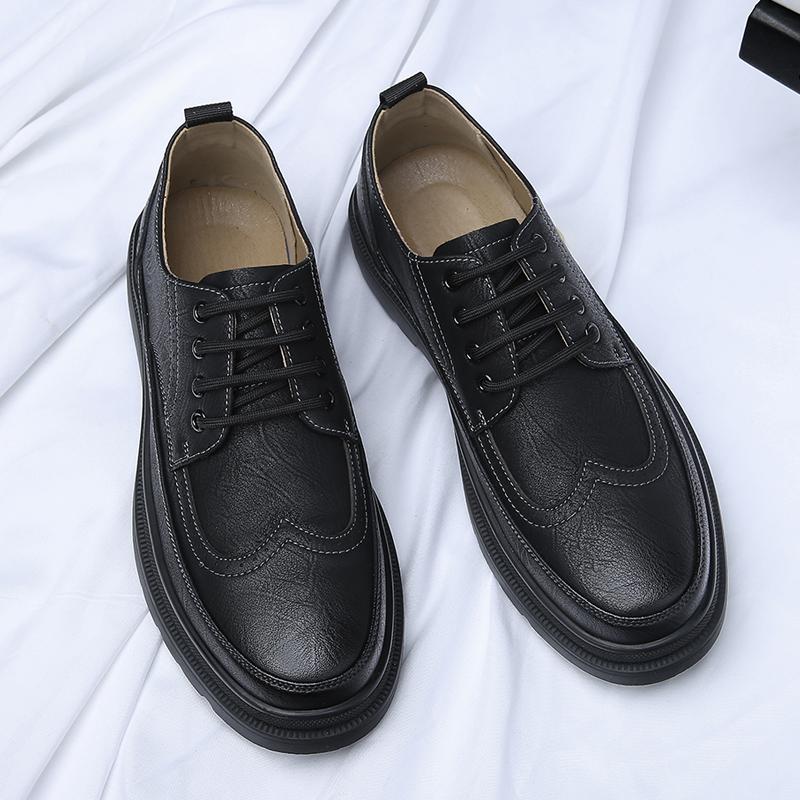 Handcrafted Mens Oxford Shoes Casual Leather Brogue Shoes Classic Formal Dress Footwear Versatile Man Business Flats Gents Shoes