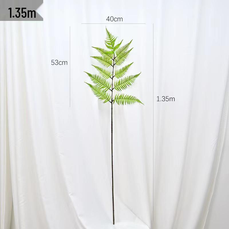 Dekorace z umělé perské trávy a kapradí: Dřevěná dekorace koně pro domácnost a fotografování