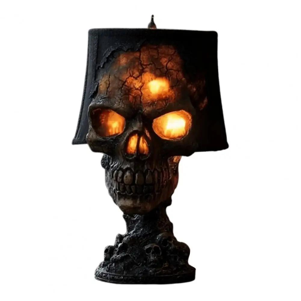 Skull Flame Table Lamp,Resin Craftsmanship Halloween Decorative Skull Lamp, LED Night Light,USB Rechargeable