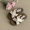 Flat-soled sandals women's versatile fashion 2025 new casual cross-strap Xiaoxiangfeng soft-soled flat-heeled sandals