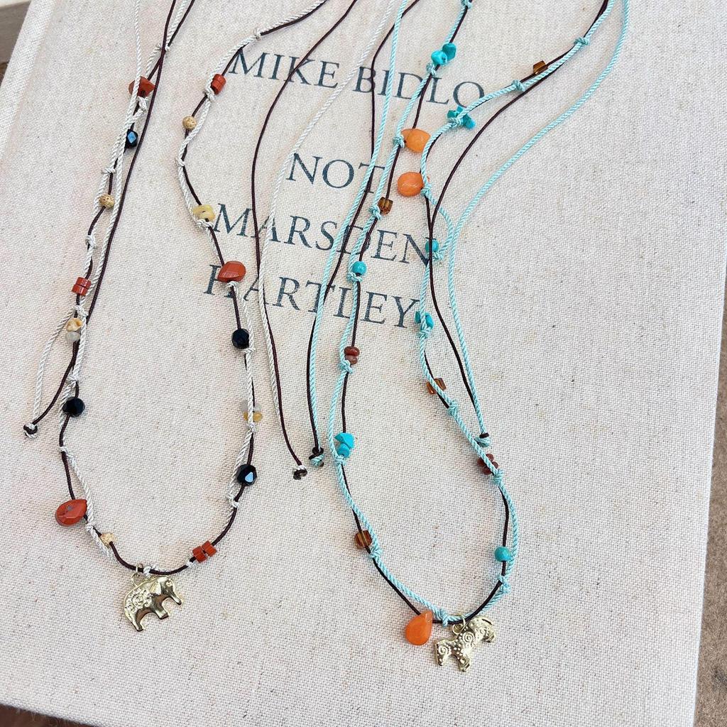 Elegant Hand-Woven Beaded Elephant Necklace - Exquisite Retro Chinese Design for Women