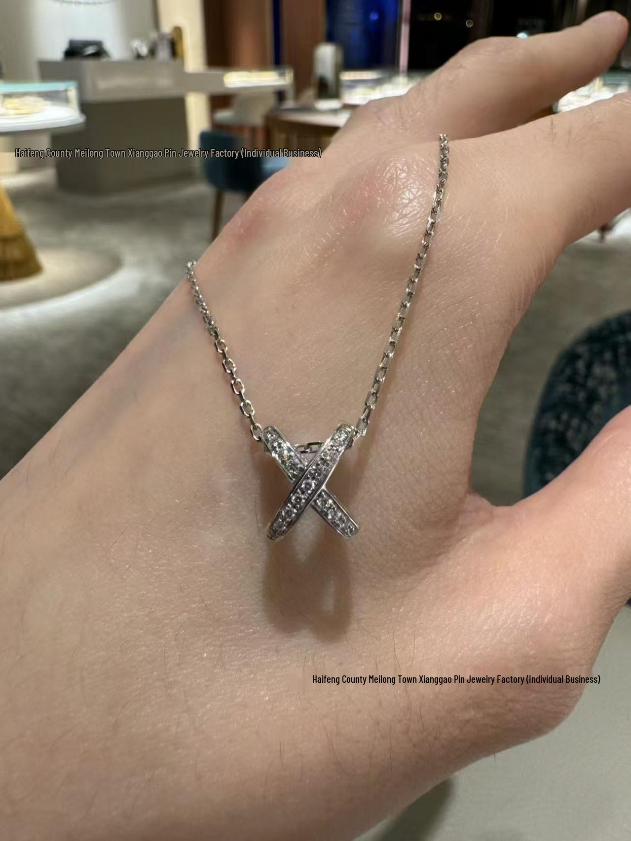 Shangmei V Gold-Plated White Diamond Sapphire Necklace: Unisex X Pendant with Zircon Collarbone Chain, Light Luxury Design