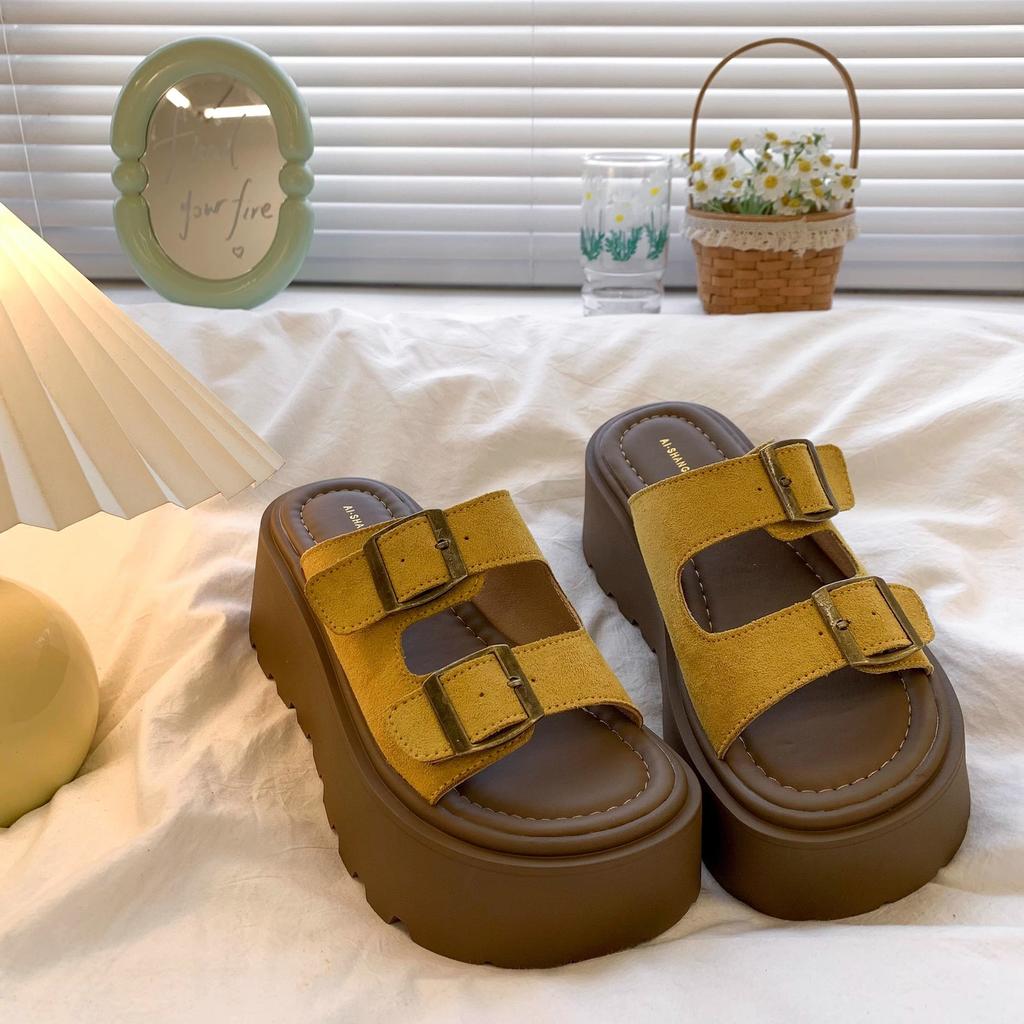 Small slippers women wear new spring and summer muffin platform sandals beautiful word Boken sandals