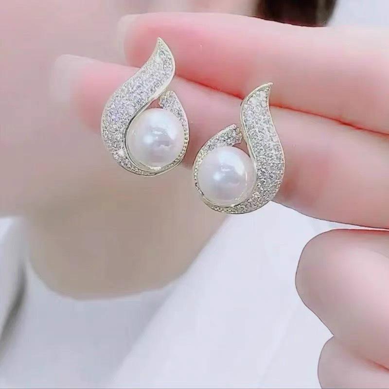 S925 Sterling Silver Ultra-Shiny Rhinestone Water Drop Pearl Earrings - Slimming, Trendy, Versatile for Women