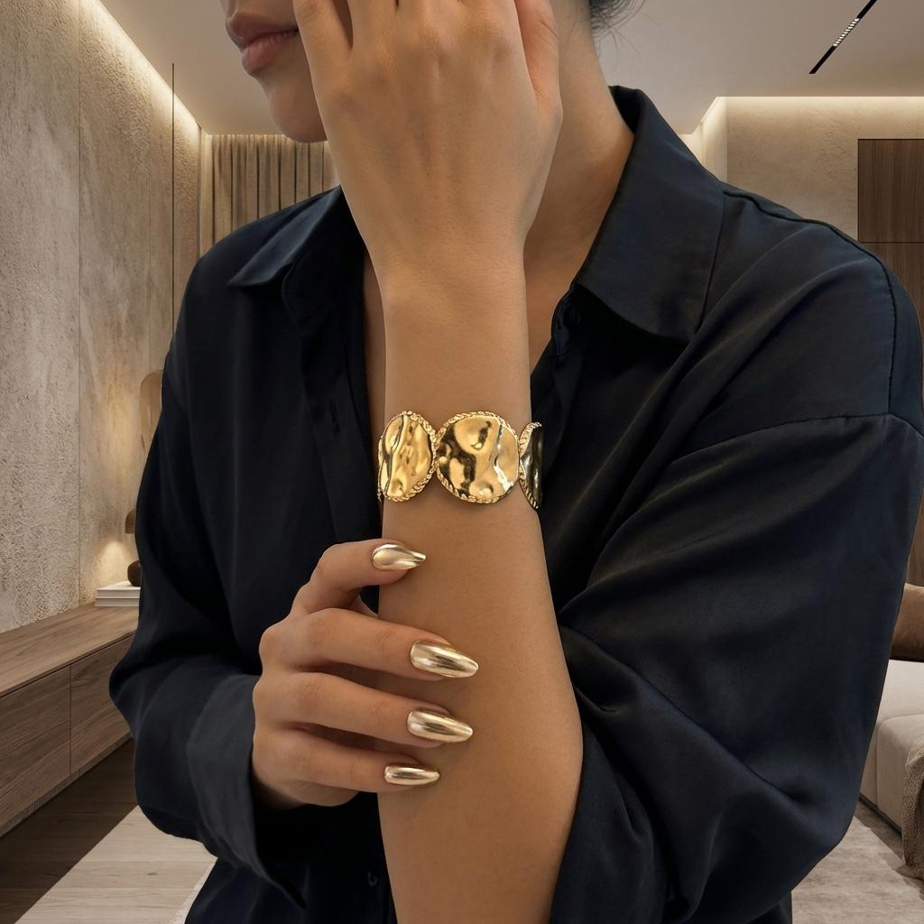 Classical Irregular Hammered Stainless Steel Cuff Bracelet for Women Luxury Gold Plated Embossed Bangle Party Jewelry Gift