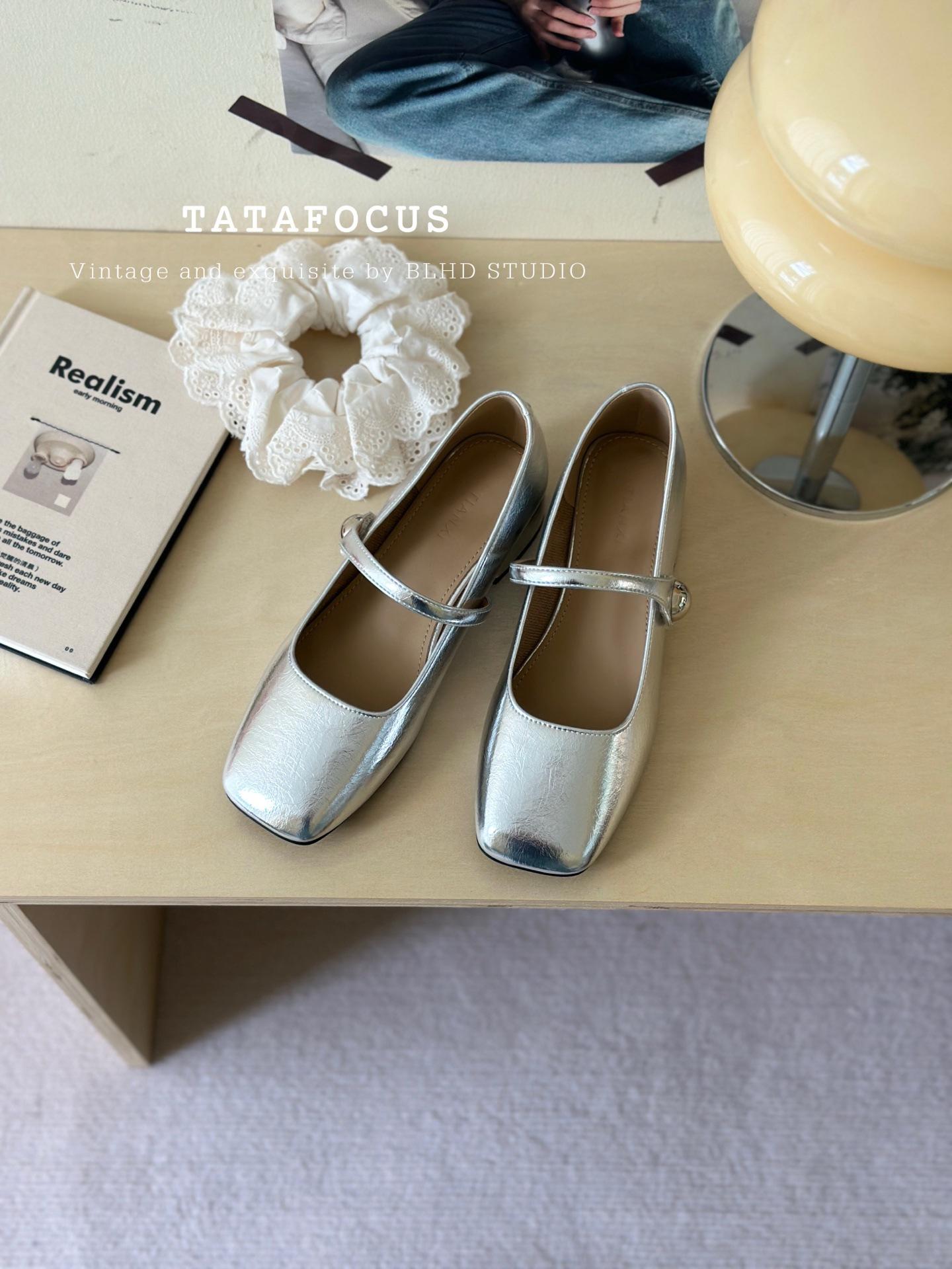

Fashion versatile square head shallow mouth single shoes women s 2025 summer comfortable breathable soft sole with skirt Mary Jane shoes women s shoes 39 серебряный