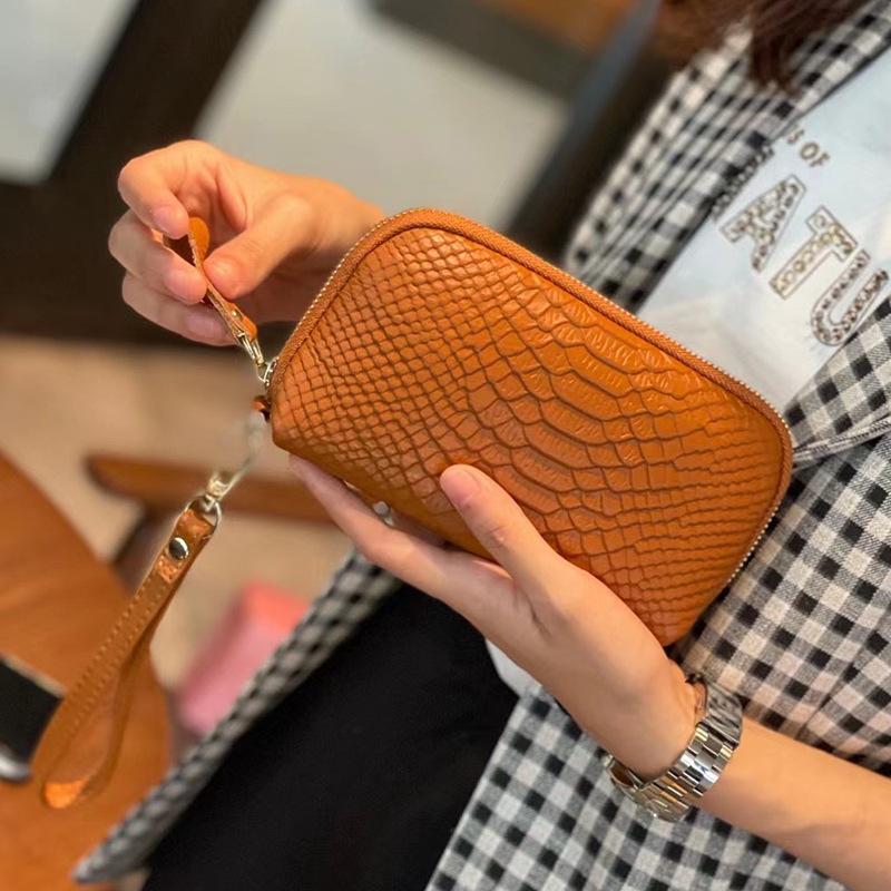 Genuine Leather Long Clutch Wallet Women New Temperament Wrist Bag Crocodile Pattern Head Layer Cowhide Mobile Phone Bag