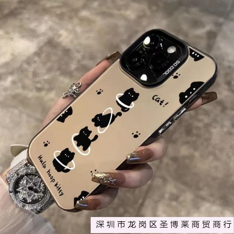 The little black cat jumping circle is suitable for Apple 15 mobile phone case creative new iphone14promax simple 13 cartoon xr