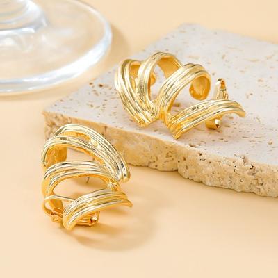 1Pairs Exaggerated Multi-layered Women Earrings Full Ear Irregular Stud Earrings Circular Party Jewelry Women