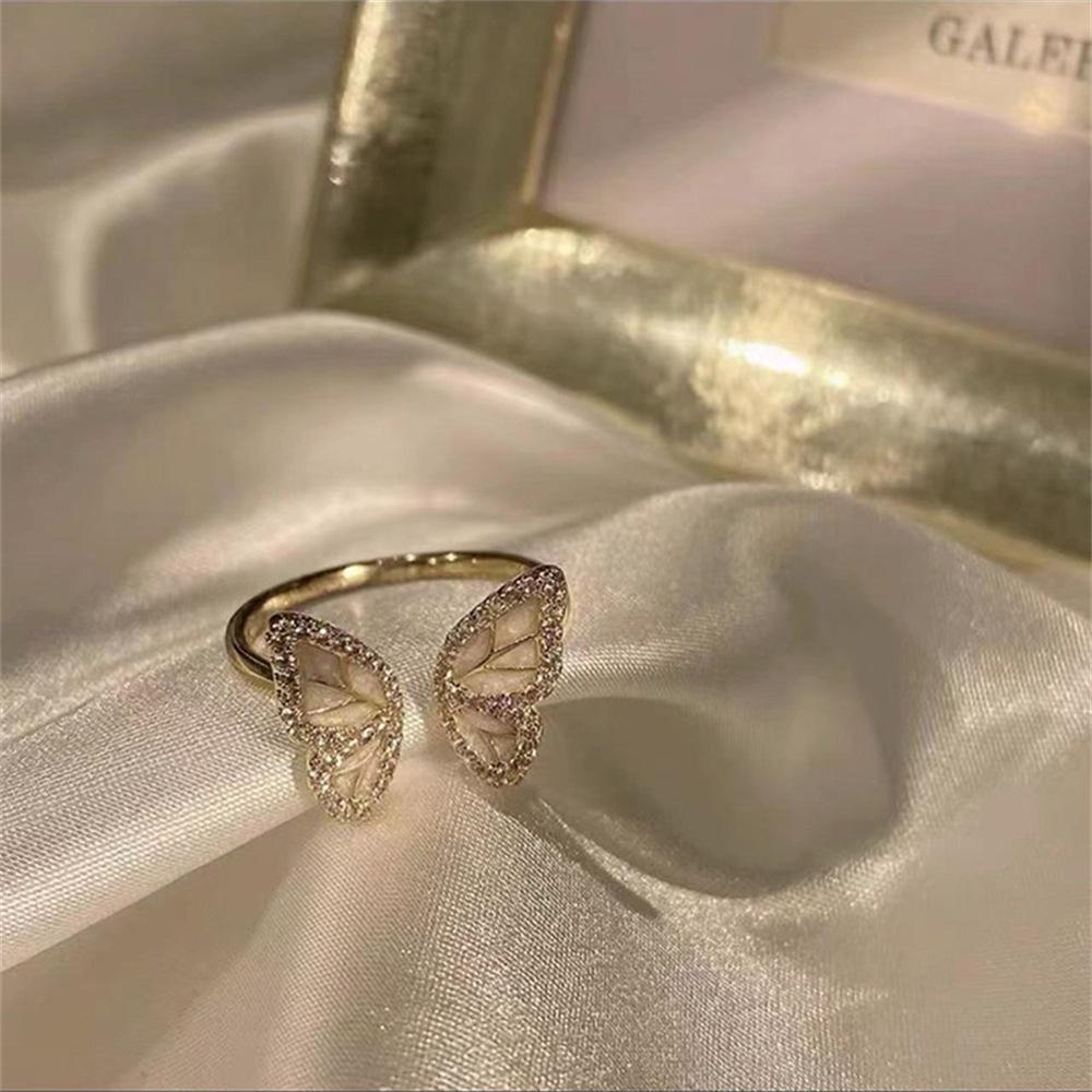 Purple Enamel Butterfly Ring - Luxurious and Vibrant, Versatile, Non-Fading Design for Women
