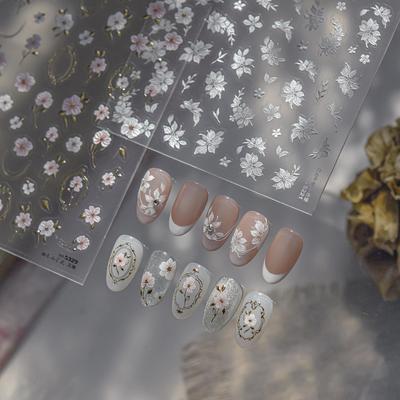 Tomoni 3D Embossed Gold-Plated Camellia Nail Stickers - Retro Luxury DIY Style.