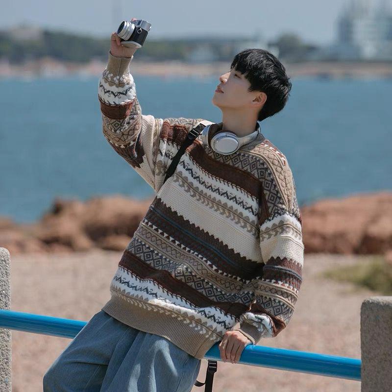 Men's Vintage Fair Isle Christmas Sweater - Thick, Cozy Japanese Retro Style