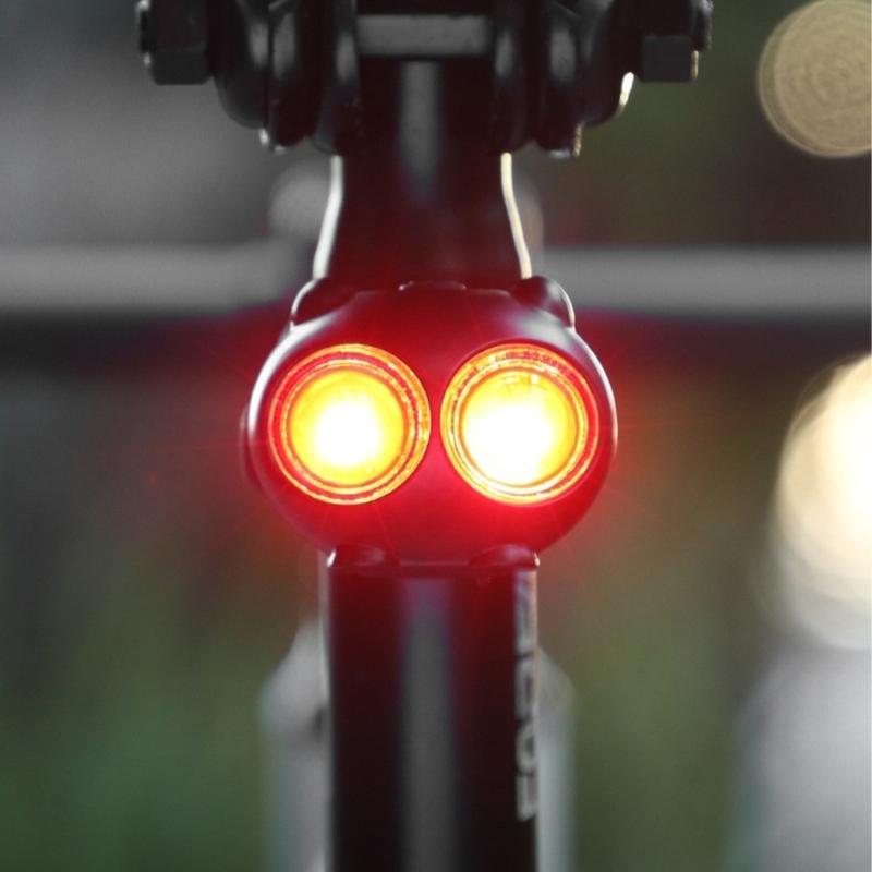 Bicycles Tail Light Auto Flashes Safety Taillight Intelligent Brake Sensing Bike Rear Light Cycling Accessories